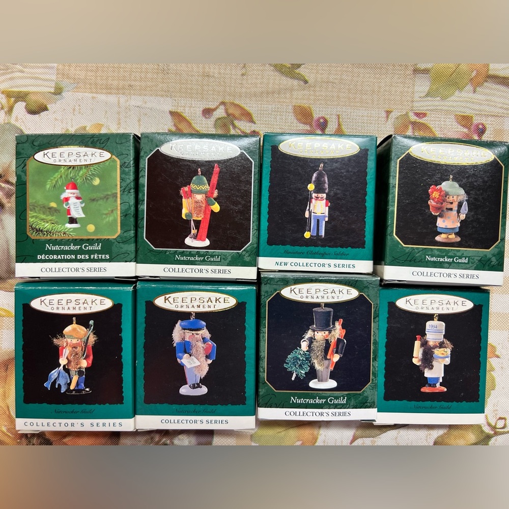 Nutcracker mini ornaments (8)